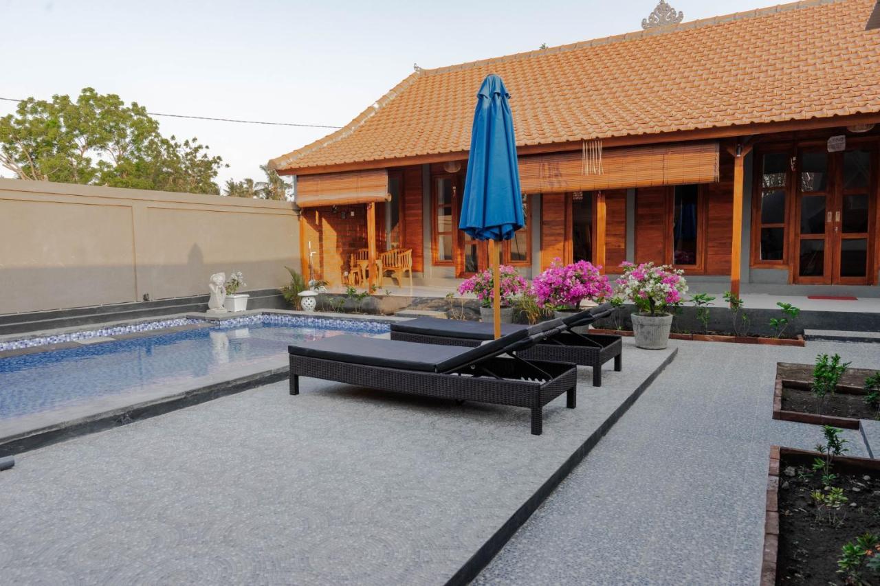Garvi Villa การางาเซ็ม ภายนอก รูปภาพ